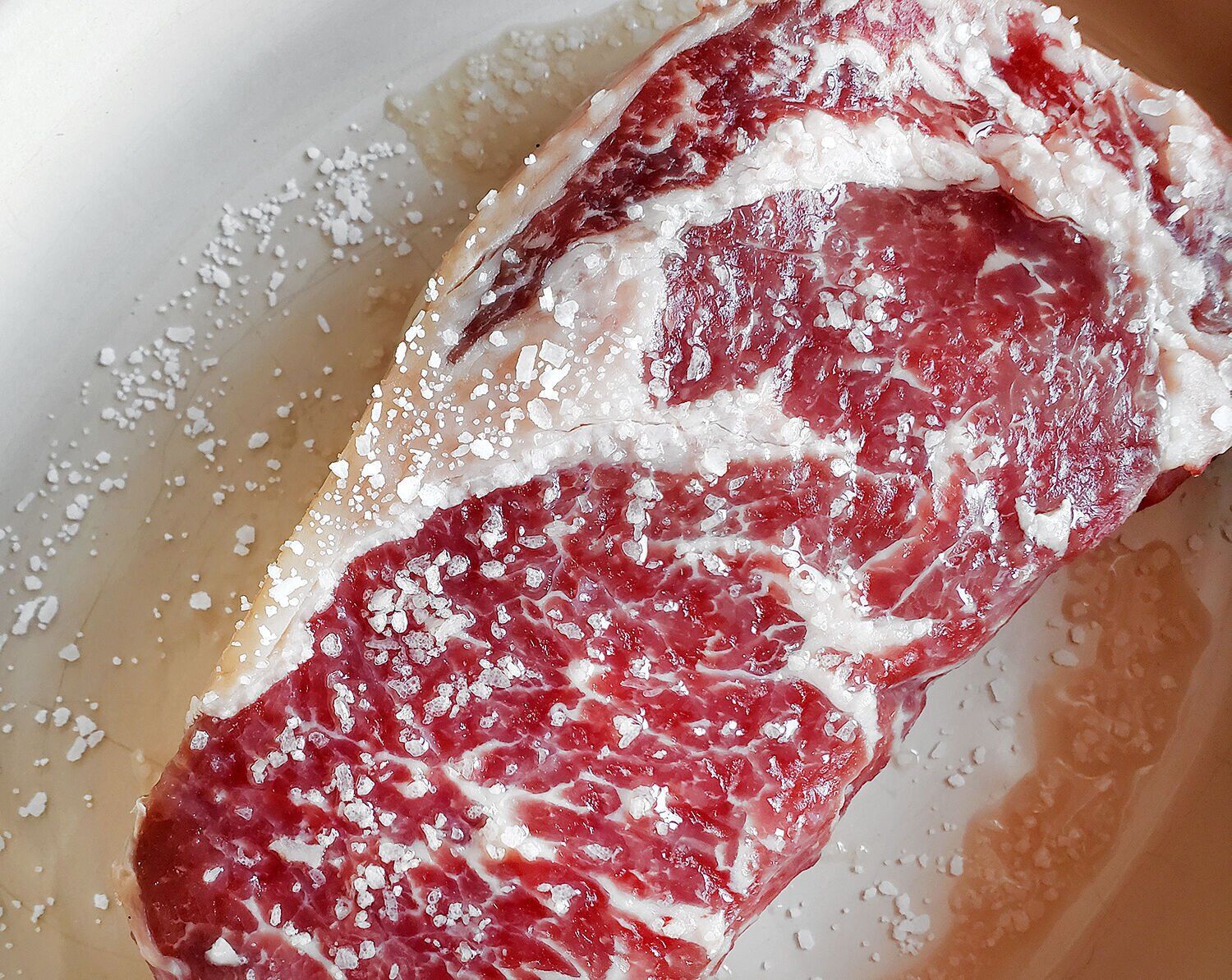 Dry brine steak close